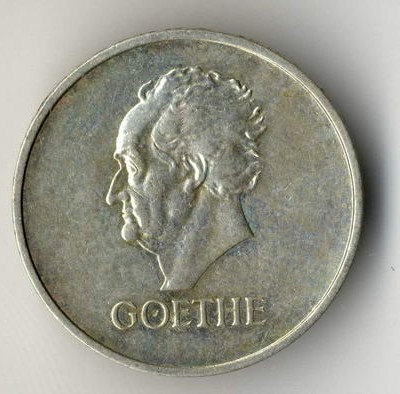 Eine gesuchte Münze stellt die Goethe-Gedenkmünze dar, deren Bewertungsergebnis fast immer erfreulich ist.
